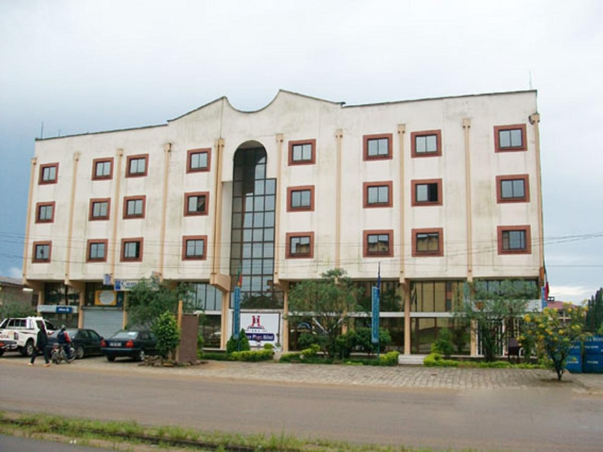 Denver Plaza Hotel Douala Exterior foto